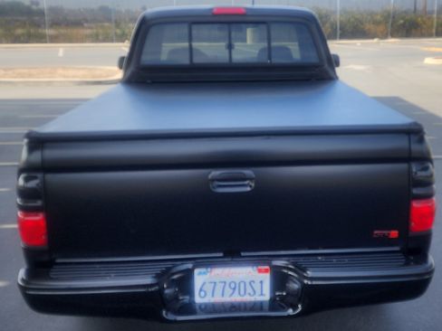 Used 1999 Toyota Tacoma 2WD Xtracab image 4