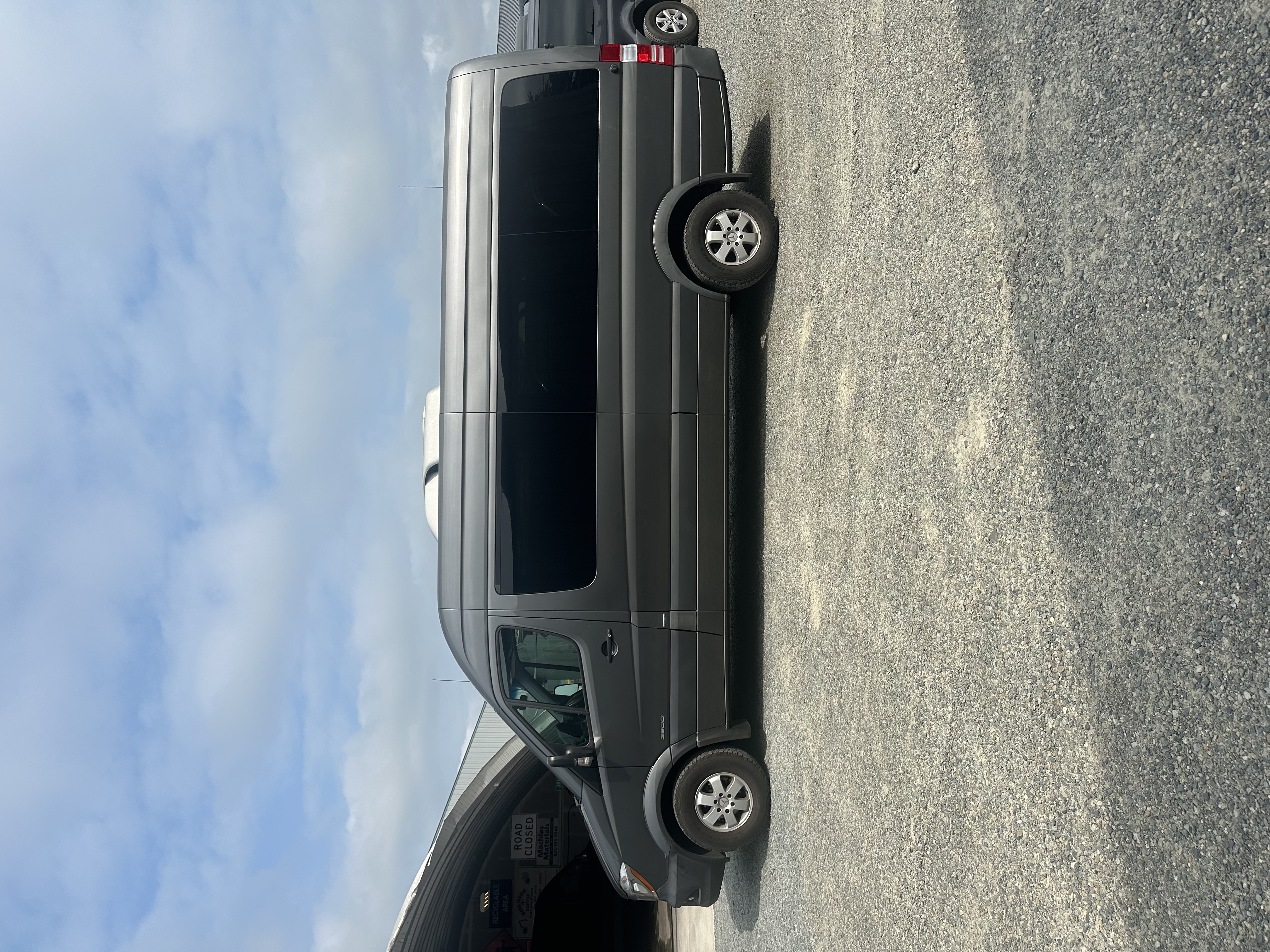 Used 2016 Mercedes-Benz Sprinter 2500 image 1