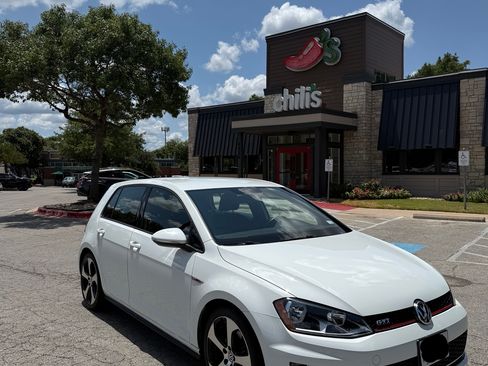 Used 2017 Volkswagen GTI S FWD image 1