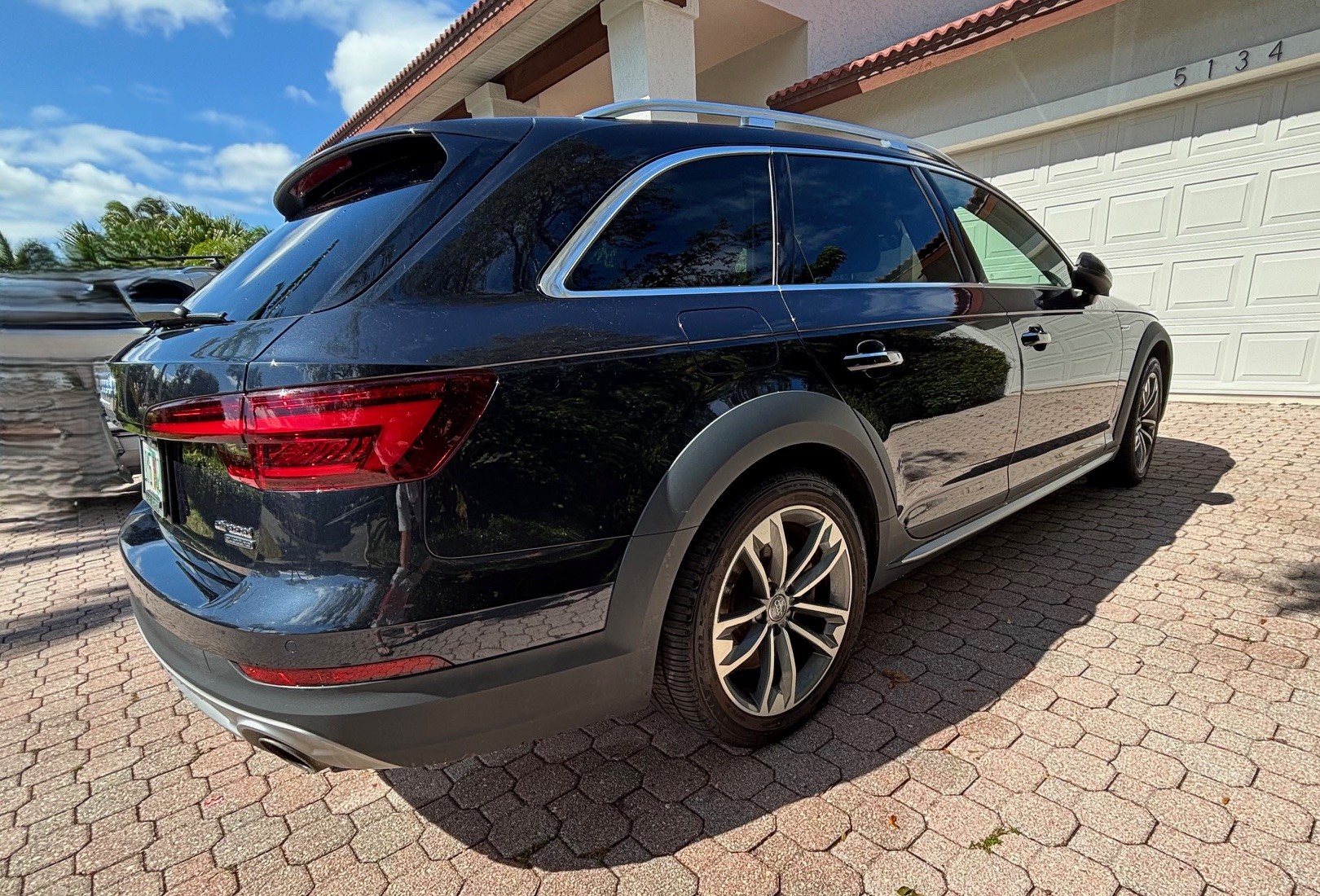 Used 2018 Audi A4 2.0T allroad Premium Plus w/ Premium Plus Package AWD/4WD image 15