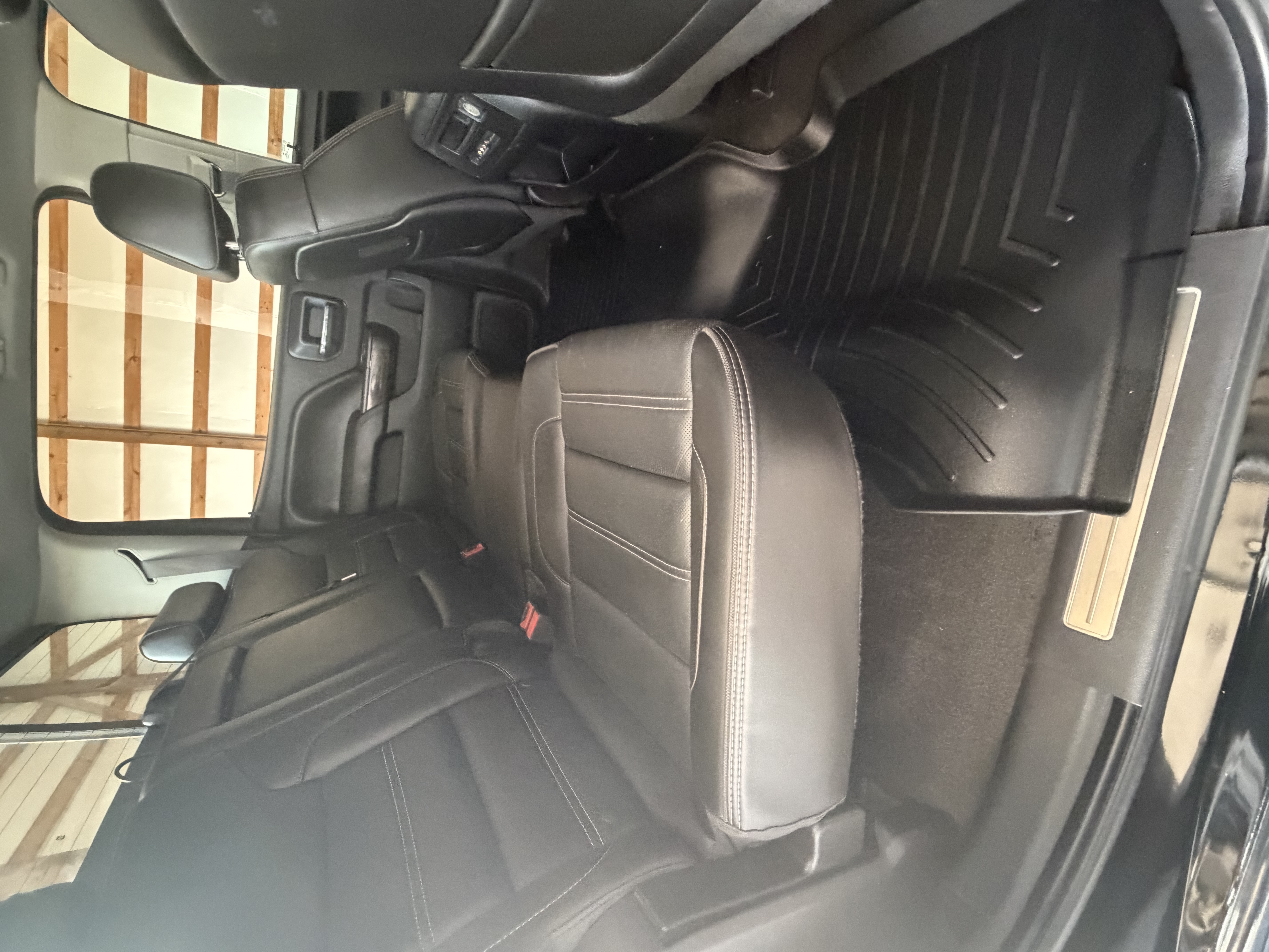 Used 2015 GMC Sierra 2500 Denali w/ Duramax Plus Package AWD/4WD image 26