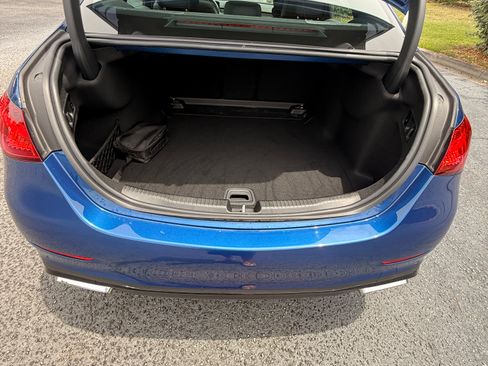 Used 2025 Mercedes-Benz C 300 Sedan image 8