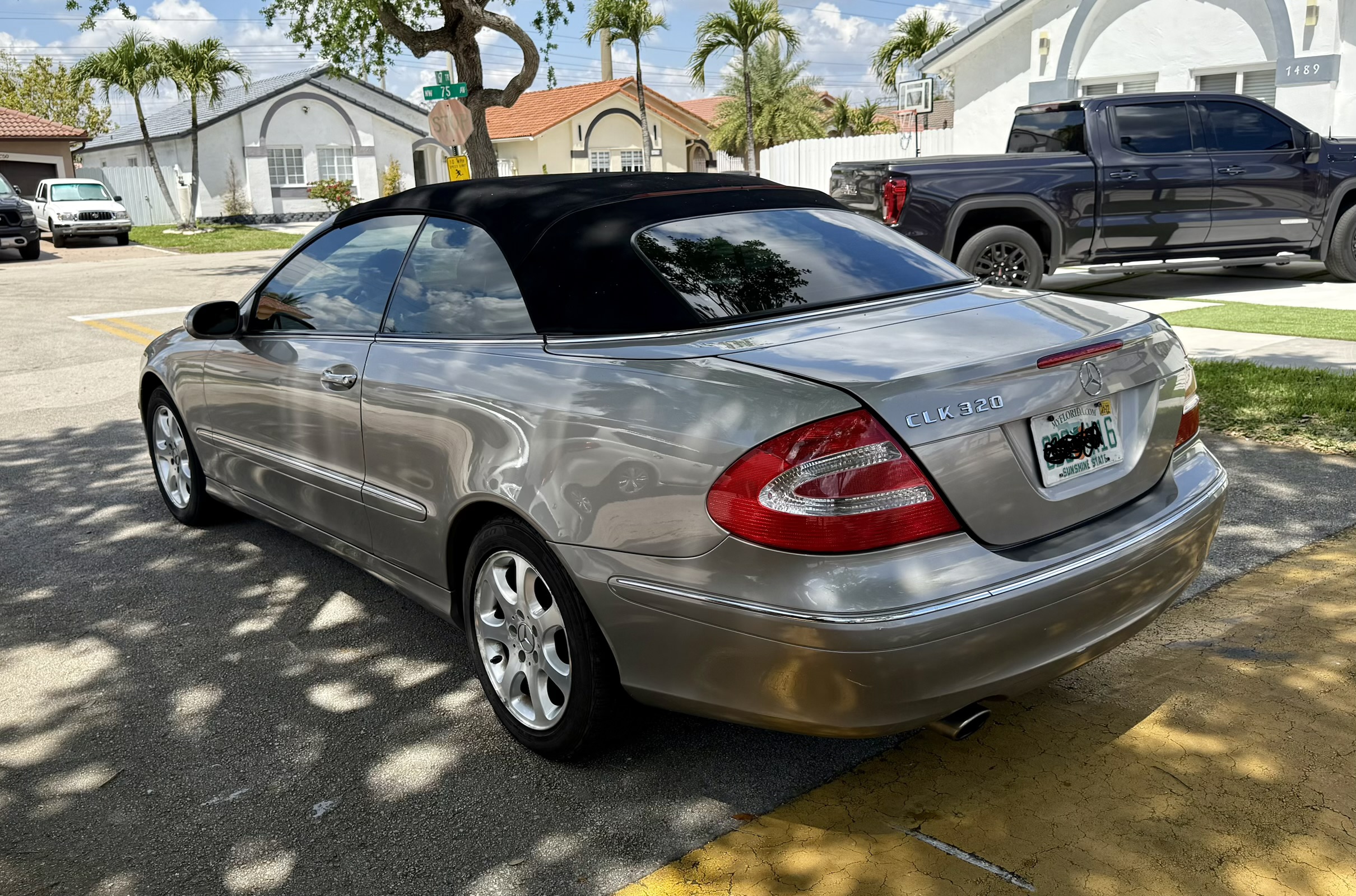 Used 2004 Mercedes-Benz CLK 320 Cabriolet image 4