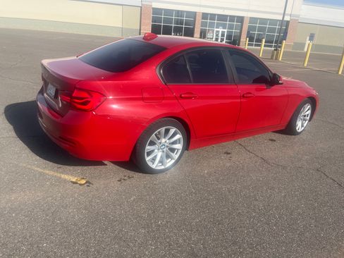 Used 2016 BMW 320i xDrive Sedan AWD/4WD image 12
