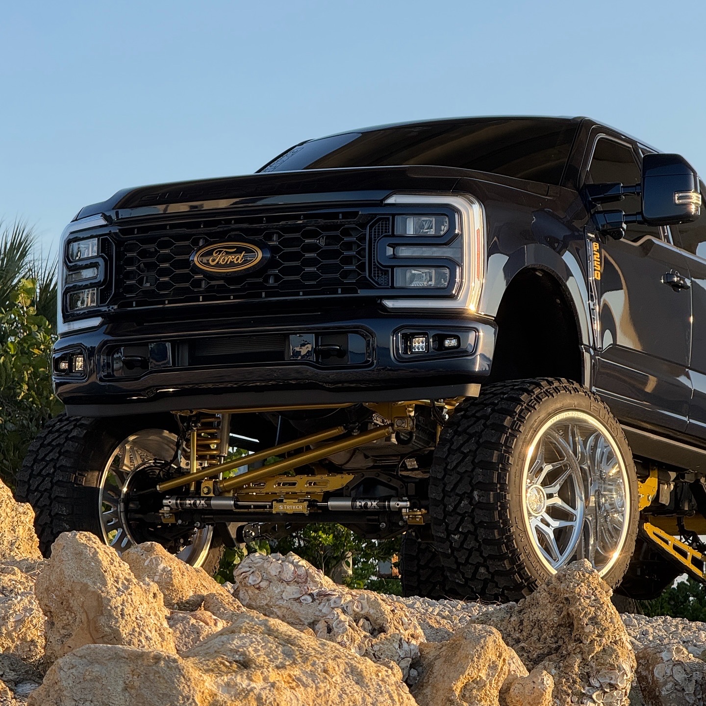 Used 2023 Ford F250 Lariat w/ Sport Appearance Package AWD/4WD image 20