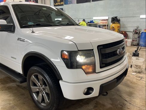 Used 2014 Ford F150 FX4 w/ Equipment Group 402A Luxury image 5