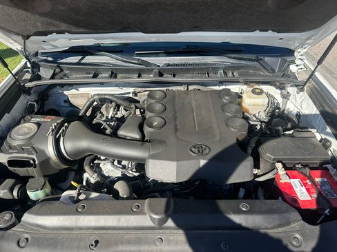 Used 2019 Toyota 4Runner TRD Off-Road Premium image 19