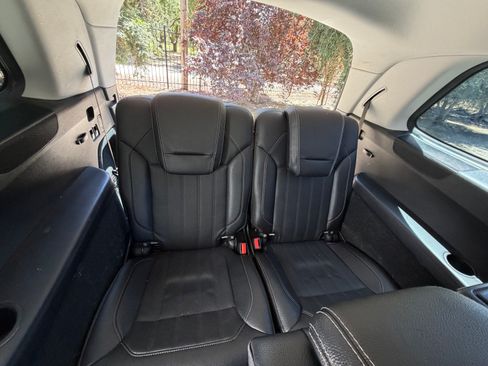 Used 2014 Mercedes-Benz GL 450 4MATIC image 11