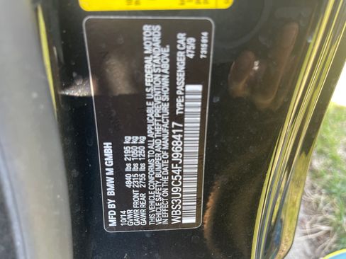 Used 2015 BMW M4 Convertible image 9