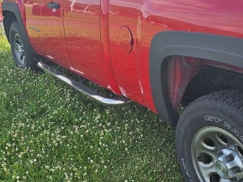 Used 2013 Chevrolet Silverado 1500 W/T AWD/4WD image 12