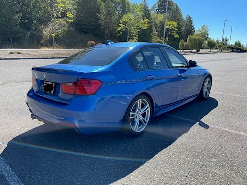 Used 2014 BMW 328i Sedan RWD image 10
