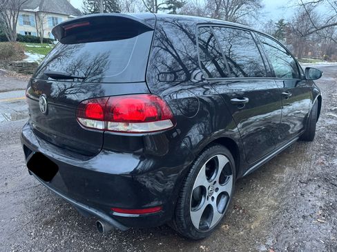 Used 2010 Volkswagen GTI 4-Door image 8