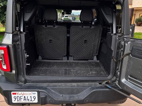 Used 2022 Ford Bronco Wildtrak image 16