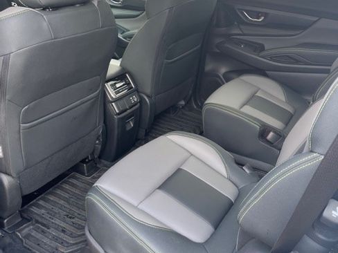 Used 2023 Subaru Ascent Onyx Edition image 9