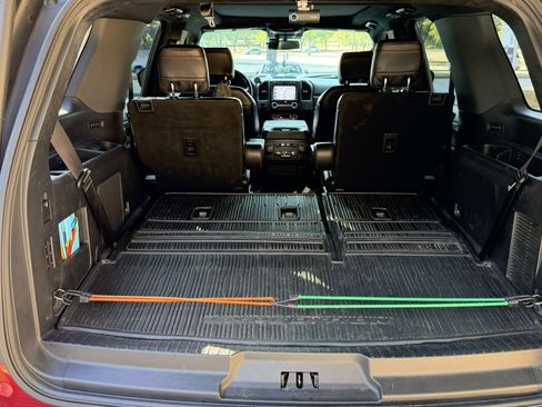 Used 2019 Ford Expedition Limited w/ Equipment Group 303A AWD/4WD image 11