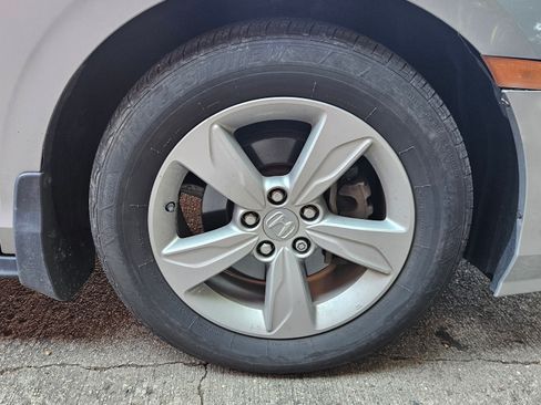 Used 2019 Honda Odyssey EX image 15