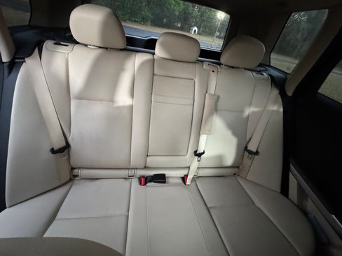 Used 2013 Mercedes-Benz GLK 350 2WD image 16