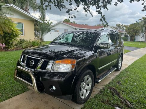 Used 2014 Nissan Armada SL w/ Moonroof Package image 1