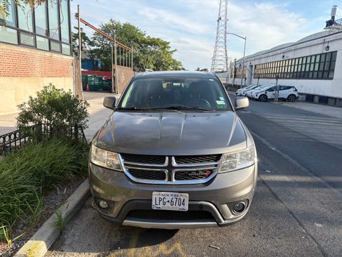 Used 2013 Dodge Journey Crew w/ Flexible Seating Group image 12