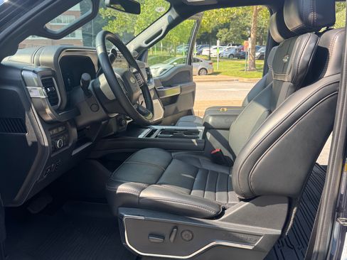 Used 2024 Ford F350 Platinum w/ Tremor Off-Road Package AWD/4WD image 16