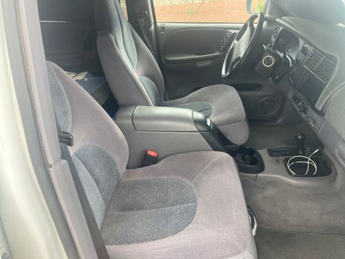 Used 1998 Dodge Durango 4WD image 5