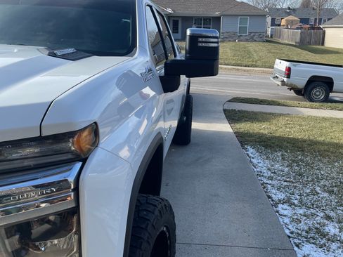 Used 2020 Chevrolet Silverado 2500 High Country w/ Z71 Off-Road Package image 4