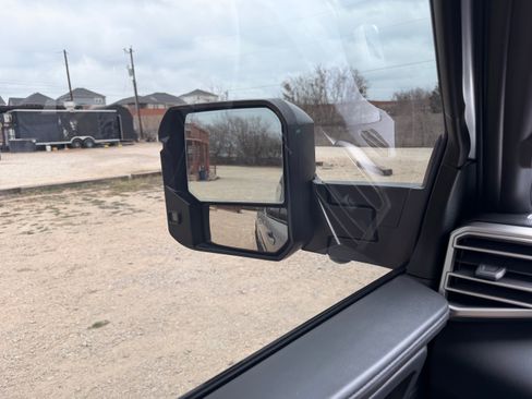 Used 2025 Toyota Tundra Limited w/ TRD Off-Road Package image 19