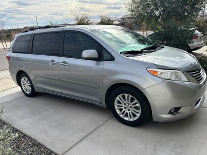 Used 2017 Toyota Sienna XLE Premium