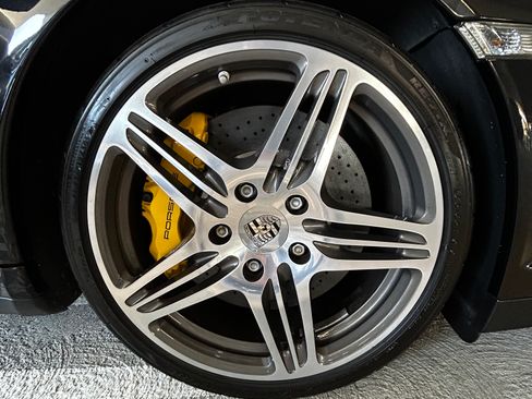 Used 2009 Porsche 911 Turbo image 16