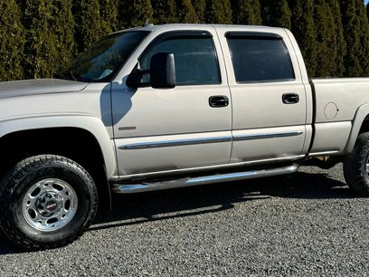 Used 2006 GMC Sierra 2500 SLE w/ Skid Plate Package