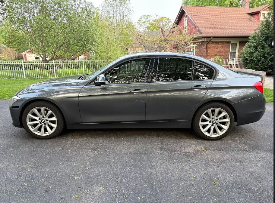 Used 2012 BMW 328i Sedan RWD image 1