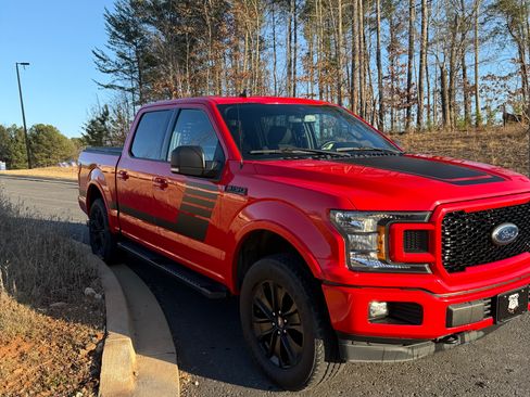 Used 2020 Ford F150 XLT w/ Equipment Group 302A Luxury image 4