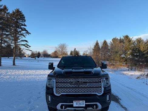 Used 2021 GMC Sierra 2500 Denali w/ Denali Ultimate Package image 8