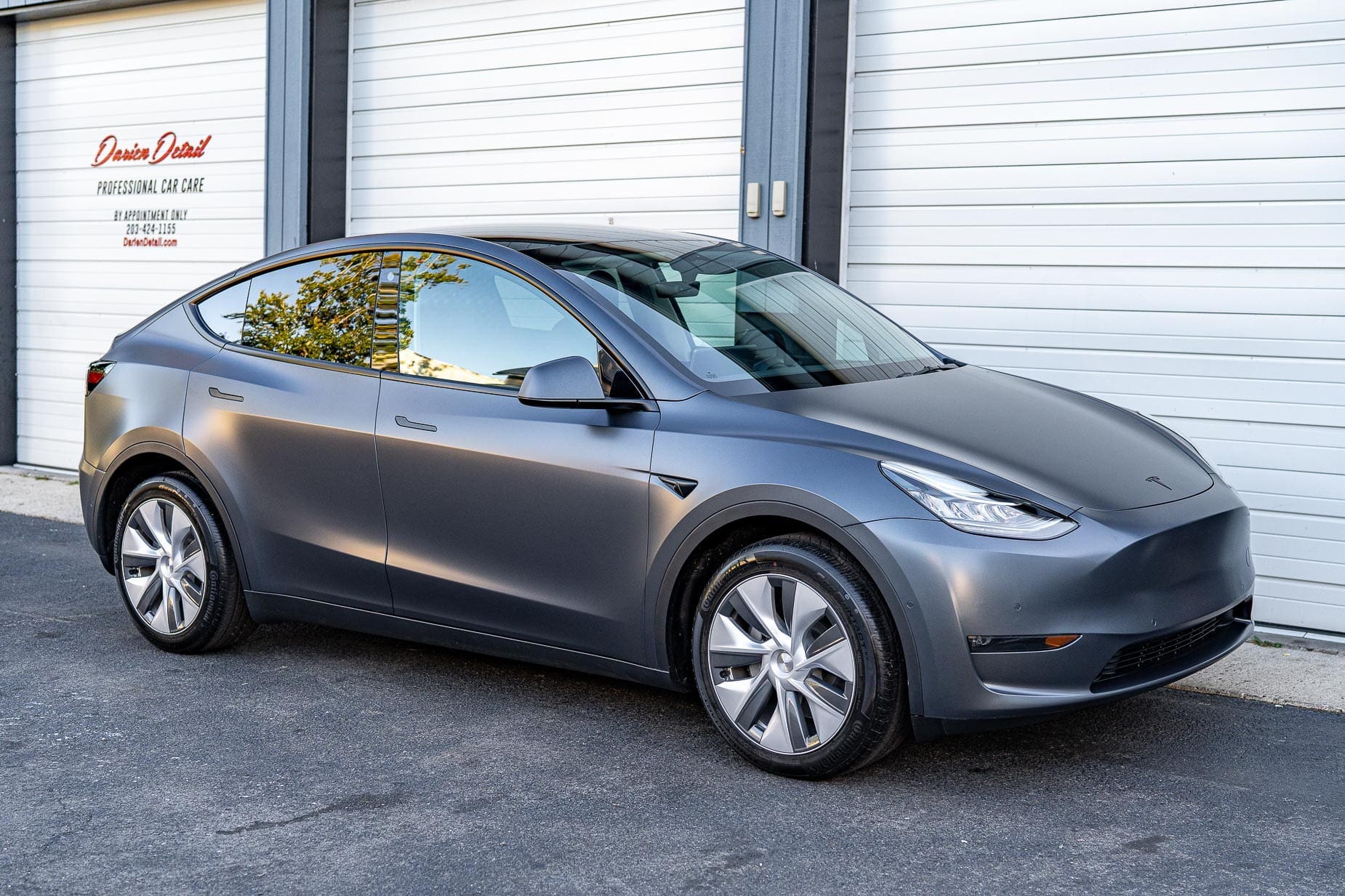 Used 2021 Tesla Model Y Long Range AWD/4WD image 1
