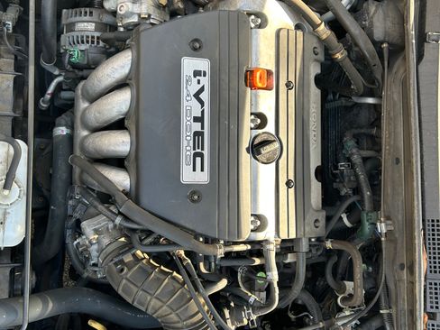 Used 2004 Honda Accord LX image 11