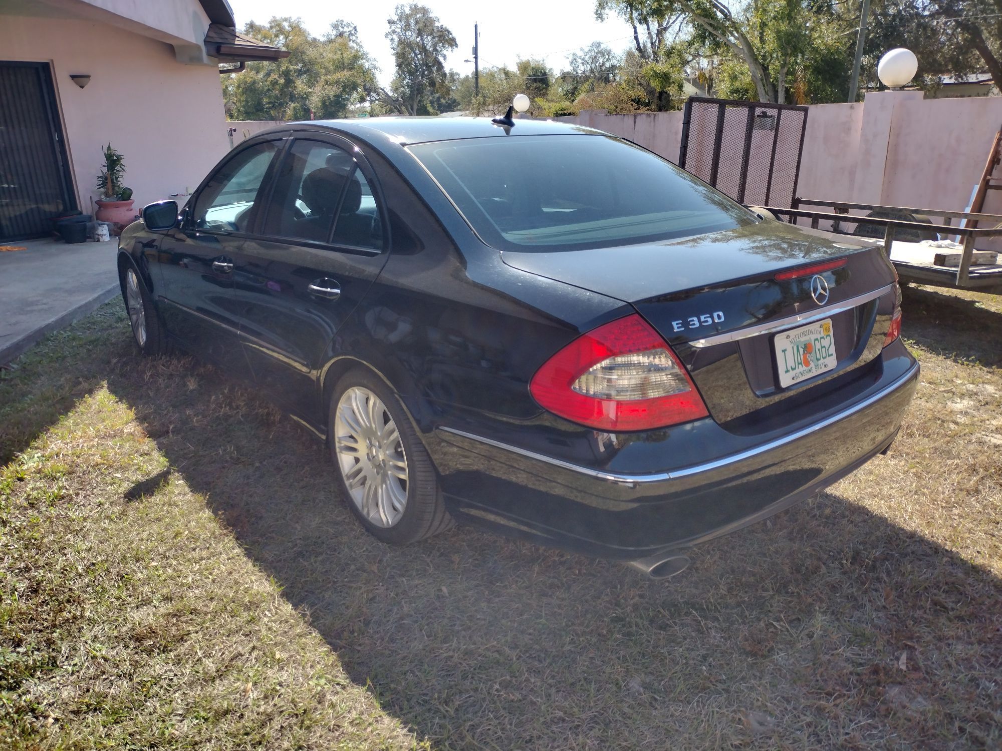 Used 2007 Mercedes-Benz E 350 Sedan image 2