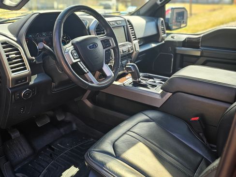 Used 2016 Ford F150 Platinum w/ Equipment Group 701A Luxury image 17