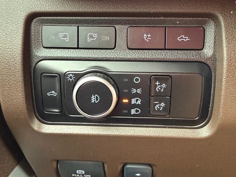 Used 2024 Ford F250 King Ranch w/ FX4 Off-Road Package image 12