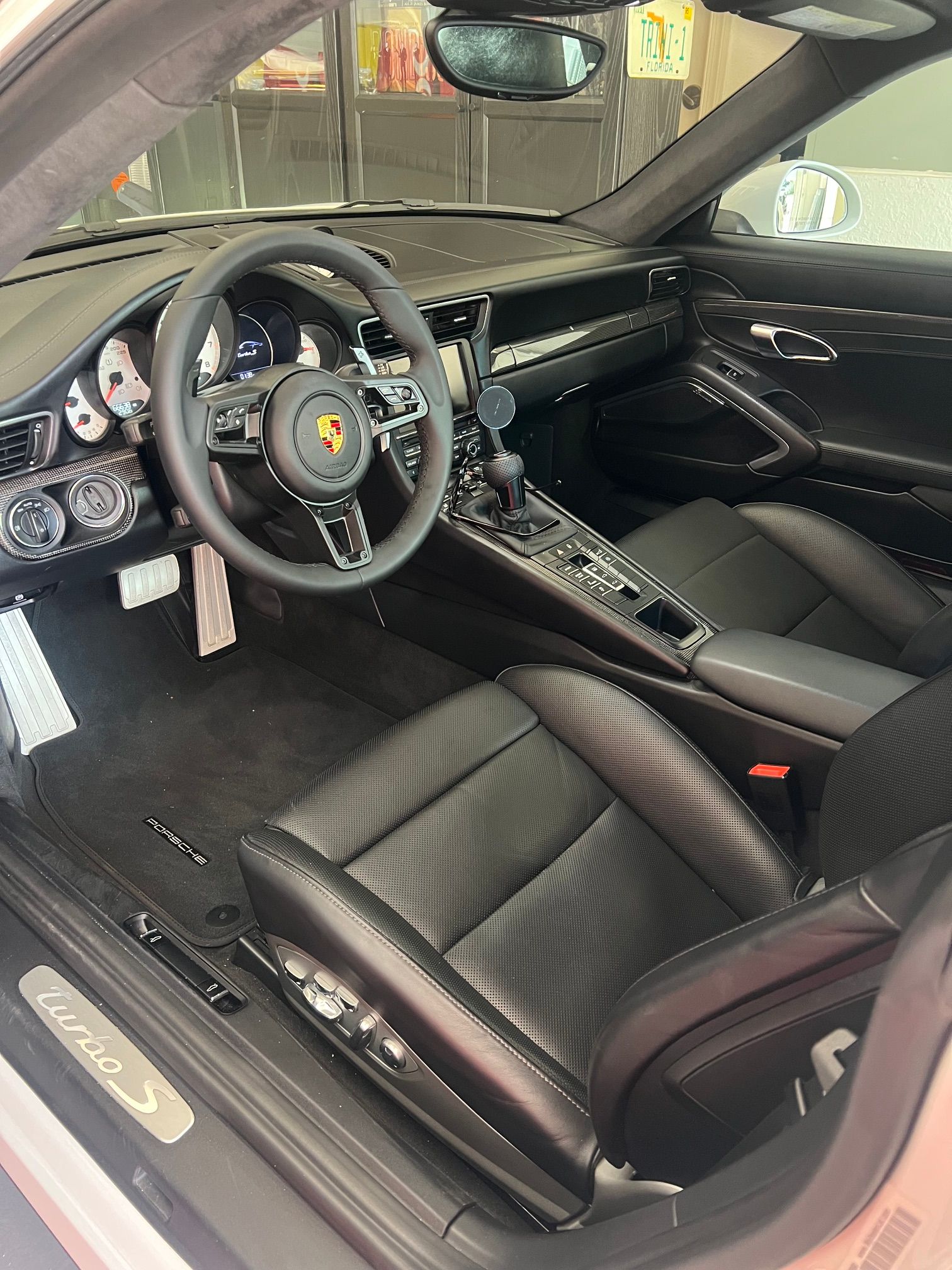 Used 2014 Porsche 911 Turbo S AWD/4WD image 12