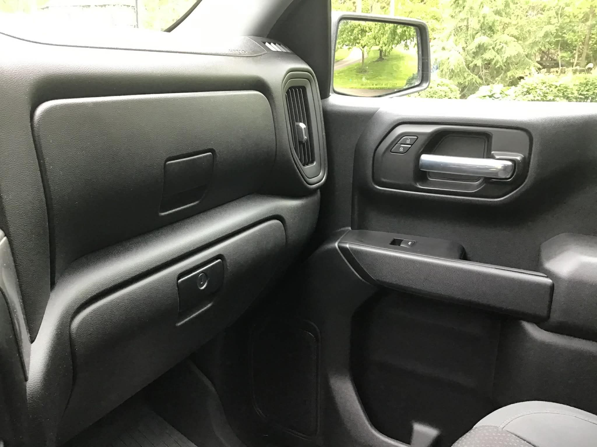 Used 2021 Chevrolet Silverado 1500 Custom Trail Boss AWD/4WD image 12
