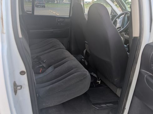 Used 2001 Dodge Dakota 2WD Quad Cab image 10