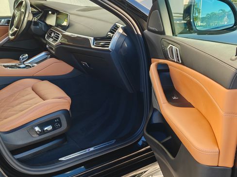 Used 2023 BMW X6 xDrive40i w/ Executive Package image 25