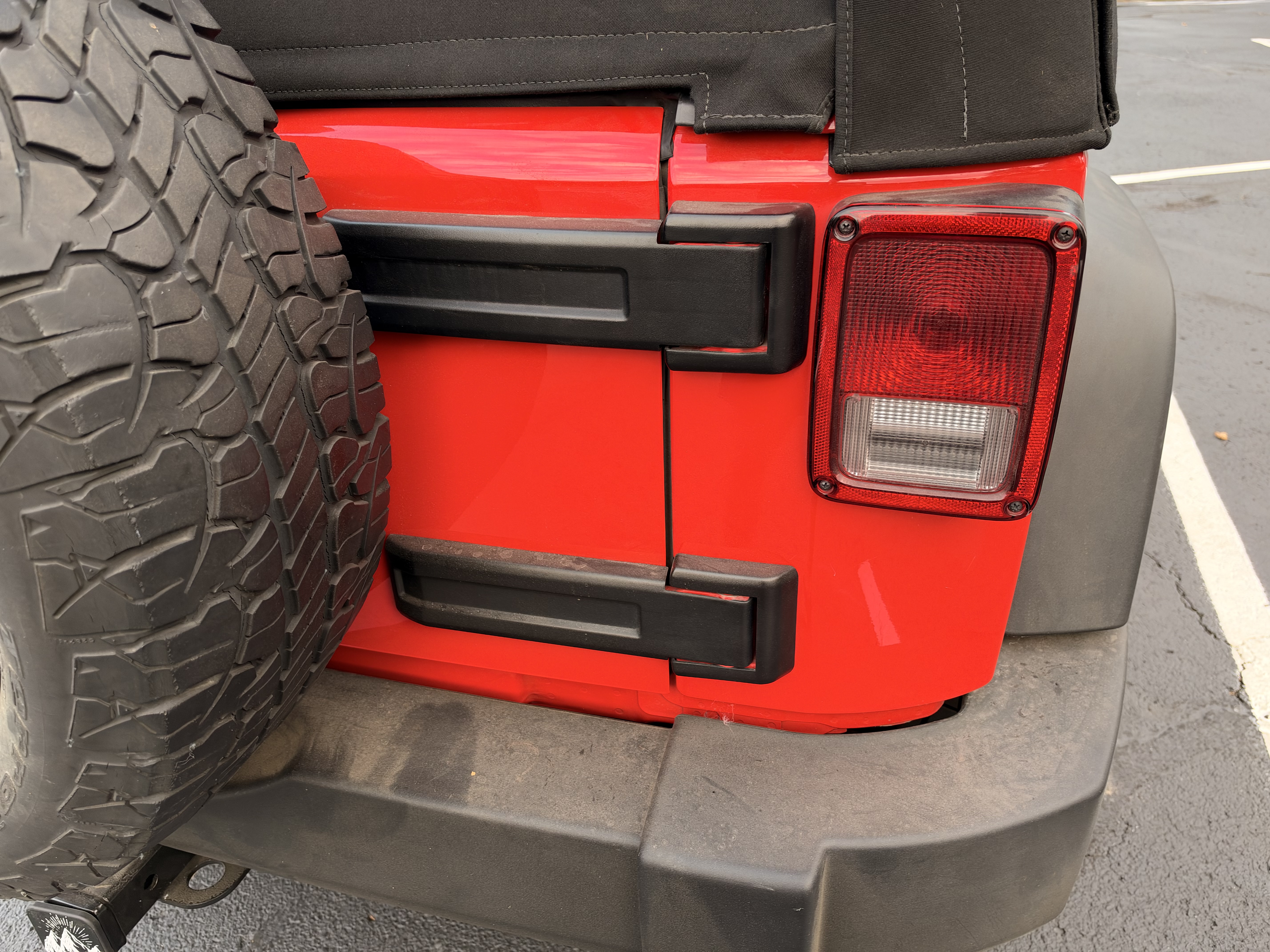 Used 2017 Jeep Wrangler Sport AWD/4WD image 5