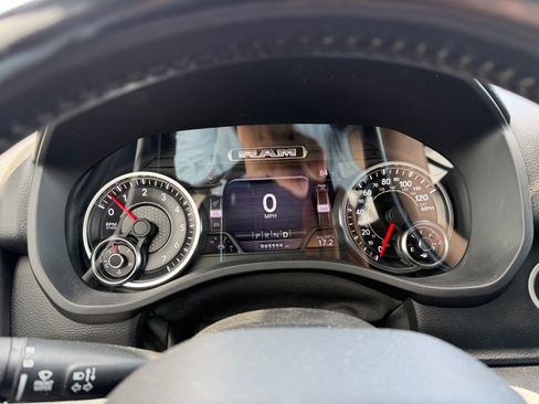 Used 2021 RAM 1500 Big Horn image 6