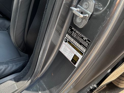 Used 2018 Mercedes-Benz AMG GT Roadster image 12
