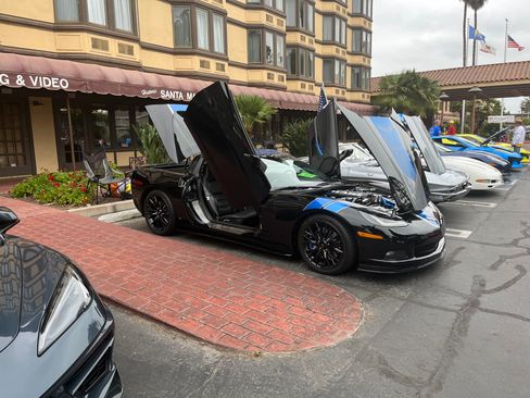 Used 2007 Chevrolet Corvette Coupe w/ Preferred Equipment Group image 1