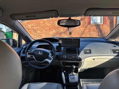 Used 2007 Honda Civic Hybrid Sedan