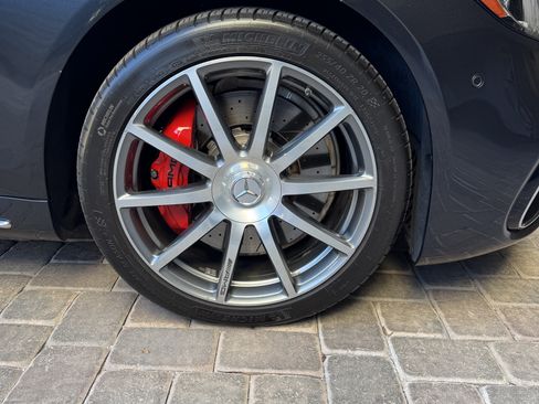Used 2019 Mercedes-Benz S 63 AMG S 4MATIC Sedan image 5