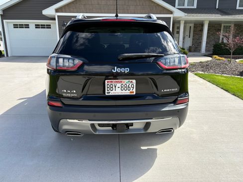 Used 2019 Jeep Cherokee Limited w/ Trailer Tow Group AWD/4WD image 4