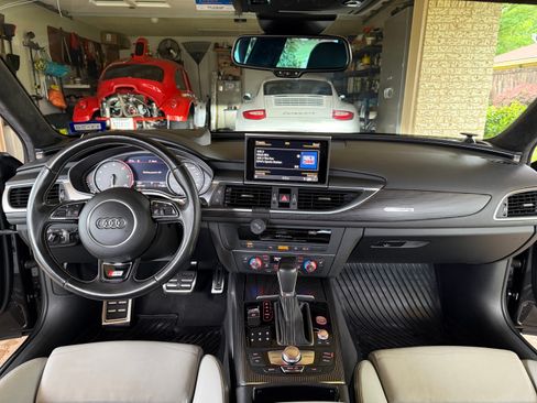 Used 2016 Audi S6 Prestige w/ Prestige Package image 21